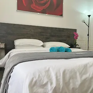 Guest house Apollo By Albert's
