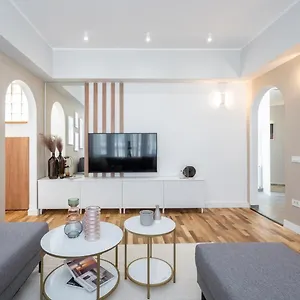 Old Town Bucharest, Lovely 2 Bedrooms Διαμέρισμα Βουκουρέστι