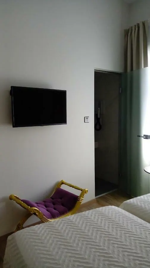 9 Muses Hotel Larnaca Kıbrıs